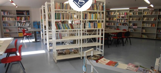 LA BIBLIOTECA COMMESTIBILE. Biblioteca comunale di Sales, 13/11/19 h 17.00 LA BIBLIOTECA COMMESTIBILE. Biblioteca comunale di Sales, 13/11/19 h 17.00